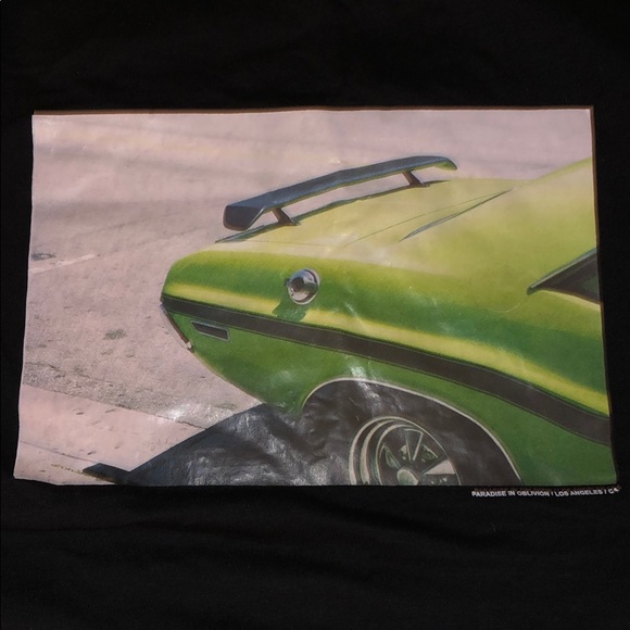 Edgy tee shirt - Picture 2 of 3